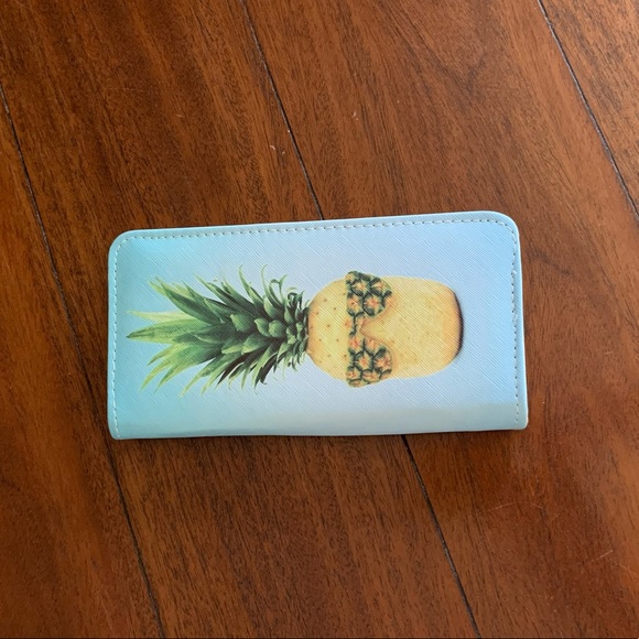 Pineapple Wallet - Picture 5 of 13